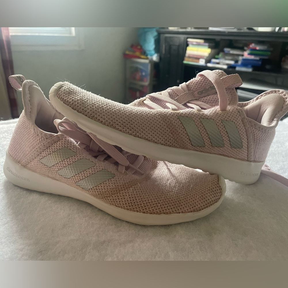 Women’s Pink Adidas Cloudfoam Size 6.5